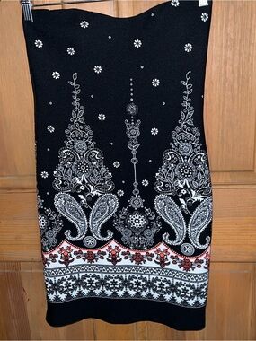 Strapless Black and White Paisley Print Dress